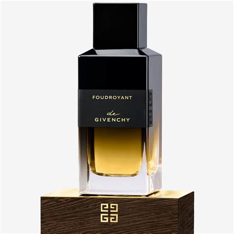 foudroyant Givenchy perfume